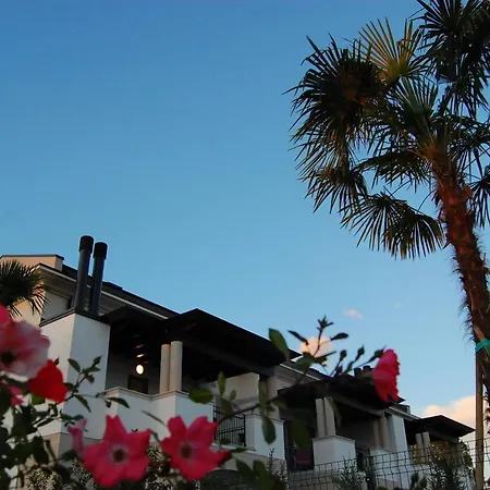 Apartment Recently Built With Swimming Pool And Garden *