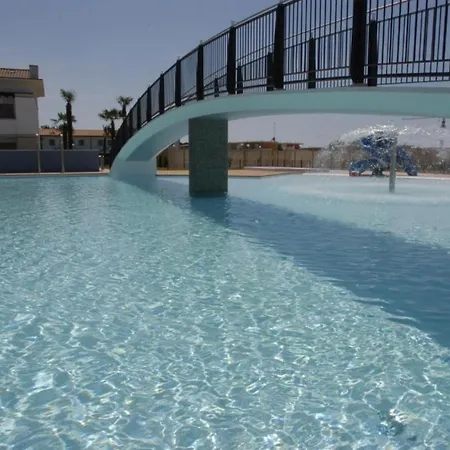 Modern With Pool For Four Guests Apartmán *