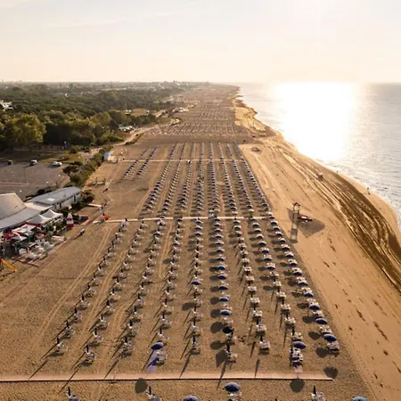 Apartmán Modern With Pool For Four Guests Bibione