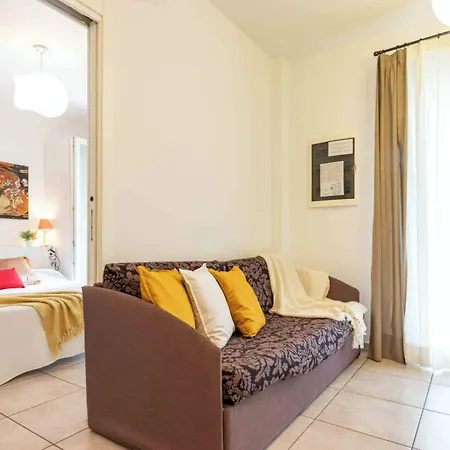 Apartmán Modern With Pool For Four Guests *